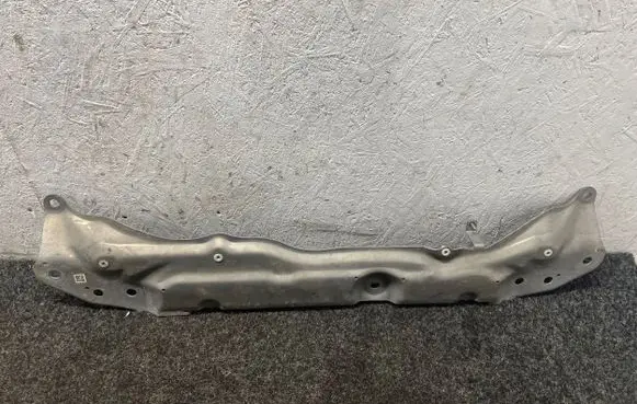 BMW i5 G60 Other engine bay part 8845560