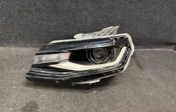 Chevrolet Camaro Headlight/headlamp 84078853 F00HTG305307 072016B1