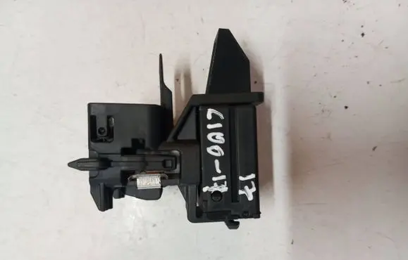 Volvo XC60 Ignition lock 28227917