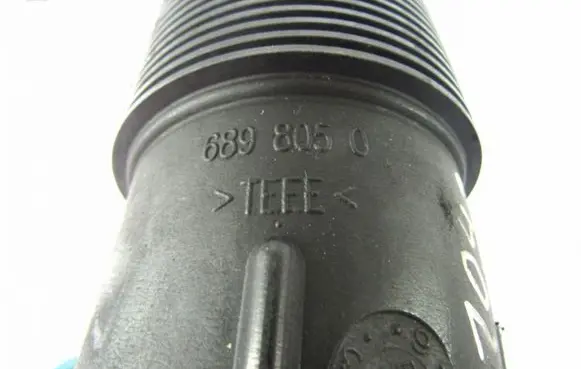 Volvo V70 Air intake duct part 6898050