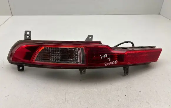 KIA Sportage Rear bumper light 924053U3