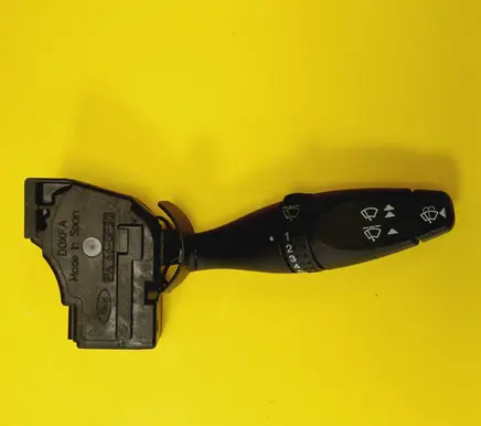 Ford Mondeo Mk III Wiper control stalk 17A553