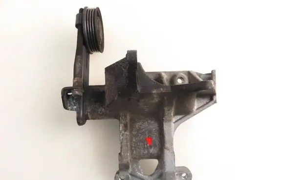 Subaru Forester SF Timing belt/chain tensioner 