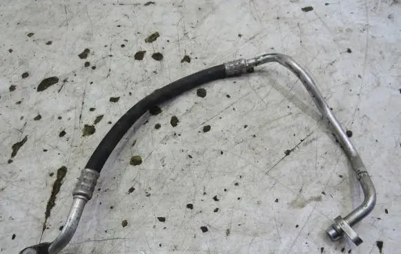 Nissan Note (E12) Air conditioning (A/C) pipe/hose