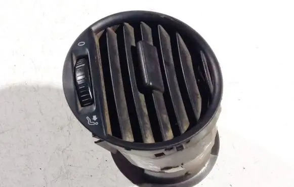 Volkswagen Caddy Dash center air vent grill 3vex7039aa 2k0819703b