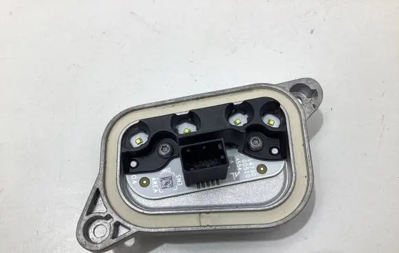 Audi Q8 e-tron LED ballast control module 142000045802