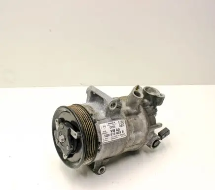 Volkswagen Golf VII Air conditioning (A/C) compressor (pump) 5Q0816803B