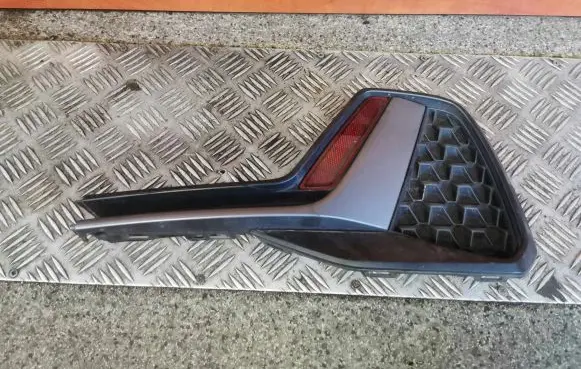 Audi A1 Front bumper lower grill