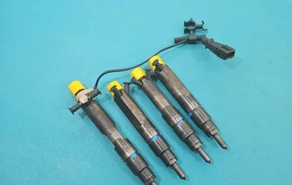 Volkswagen Bora Fuel injector 028130202Q IMPRK1519114