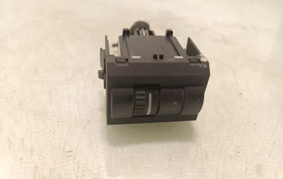 Skoda Octavia Mk2 (1Z) Panel lighting control switch 1Z0941333A