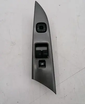 Mazda 3 I Electric window control switch BP7C66350 BJ0E66600