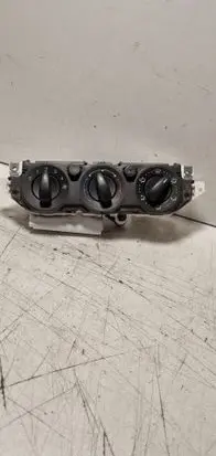 Ford Focus Climate control unit 69607332 7M5T19980AA