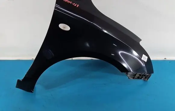 Suzuki Swift I Fender IMPRK1555168