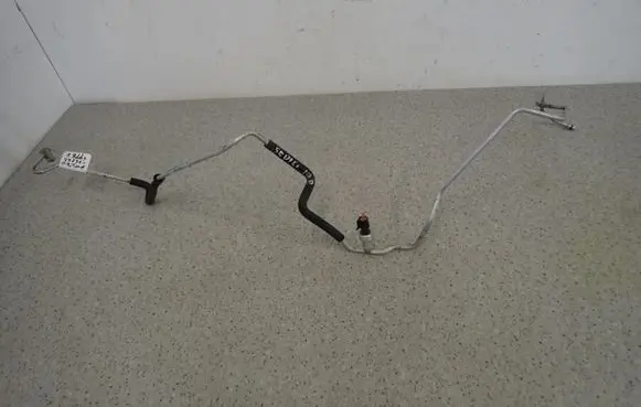 Suzuki SX4 Air conditioning (A/C) pipe/hose 9573179JB1