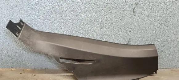 Volkswagen Touareg III Other sill/pillar trim element 