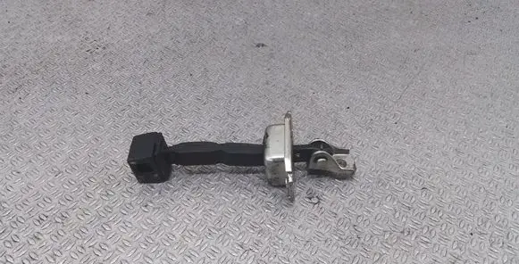 Mitsubishi Lancer VIII Front door check strap stopper