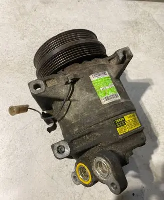 Volvo V50 Air conditioning (A/C) compressor (pump) P30676311 3M5H19D629ME