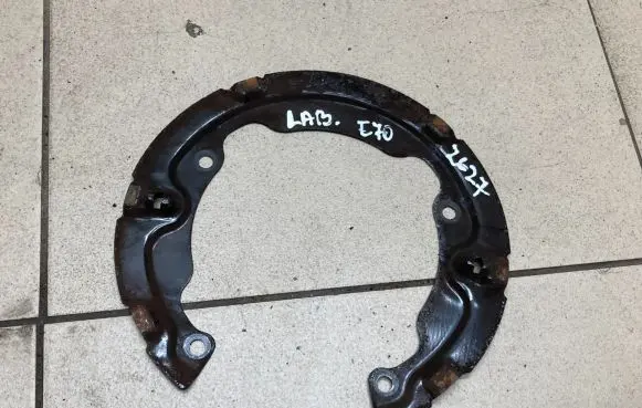 BMW X5 E70 Rear brake disc plate dust cover 