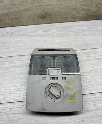 Audi A4 S4 B7 8E 8H Front seat light 8E0947565