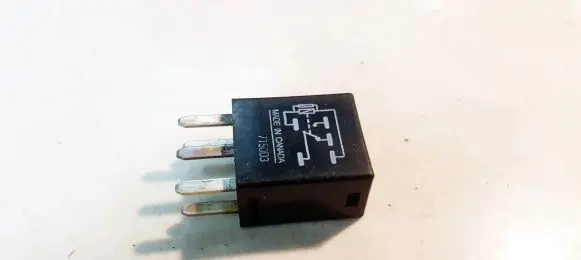 Chrysler 300 - 300C Other relay 05269988AA