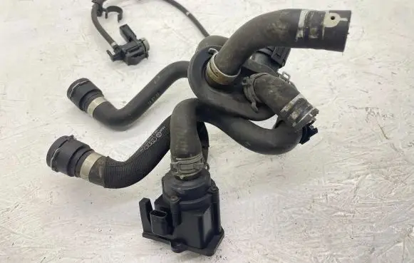 Audi A4 S4 B8 8K Electric auxiliary coolant/water pump 8K0965561A 701713160