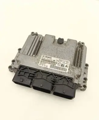 Peugeot 308 Engine control unit/module 9677013180 9686729580 0281017333