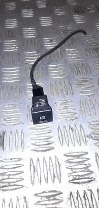 Traction control (ASR) switch