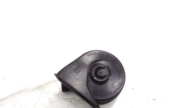 Mercedes-Benz E A207 Horn signal A0065428220