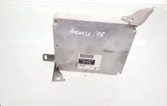 Toyota Avensis T250 Engine control unit/module 8966105C71 1758009411