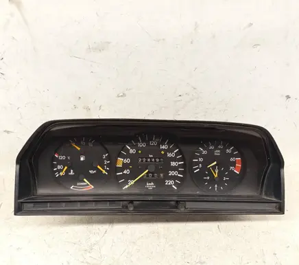 Speedometer (instrument cluster)