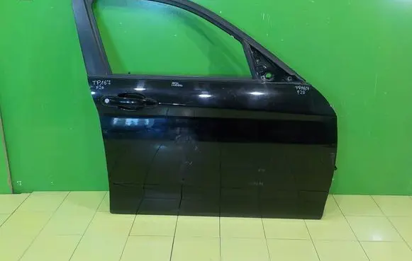 BMW 1 F20 F21 Front door PRZOD PRAWE