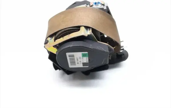 BMW 7 E65 E66 Front seatbelt 7037818