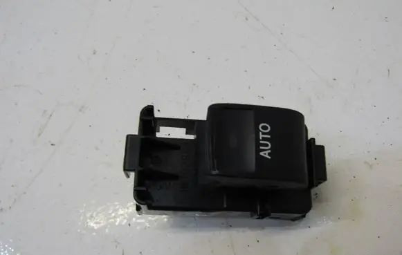 Toyota Auris E180 Quarter vent window switch 85970-12030