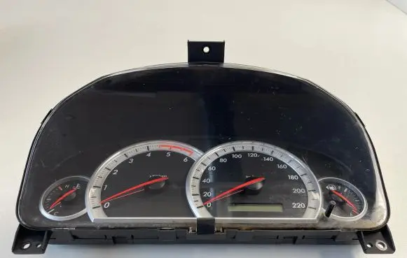 Chevrolet Captiva Speedometer (instrument cluster) 96628241