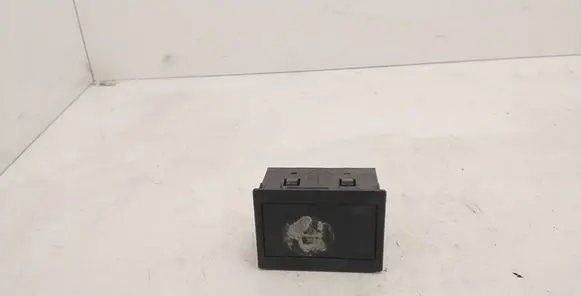 BMW 7 E38 Dashboard storage box/compartment 8160474 51168160474