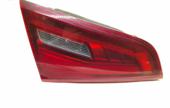 Audi A3 S3 A3 Sportback 8P Tailgate rear/tail lights 8V4945093A 000081110102504