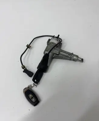 Audi A6 S6 C4 4A Ignition lock 4A0905851E