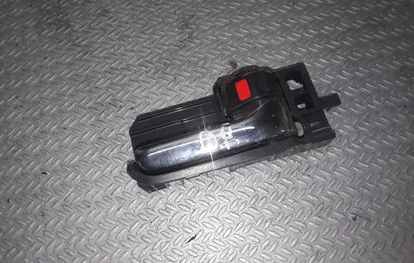 Toyota Corolla Verso E121 Front door interior handle