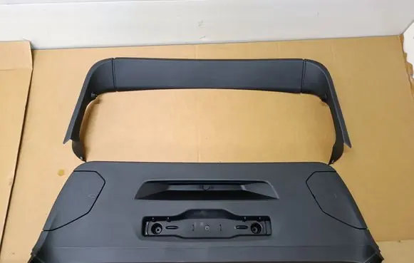 BMW 1 F40 Tailgate/boot cover trim set 7456056