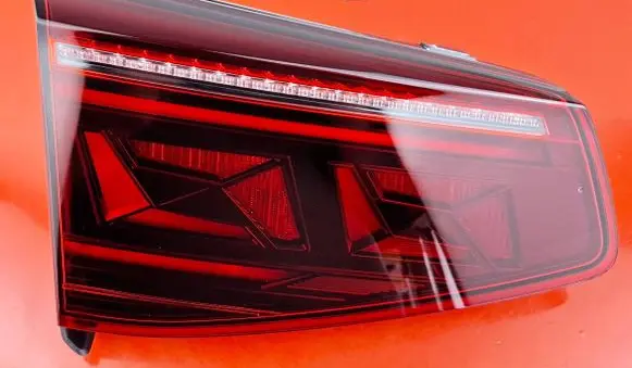 Volkswagen PASSAT B8 Tailgate rear/tail lights 3G9945307N