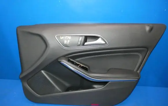 Mercedes-Benz A W176 Sliding door card 