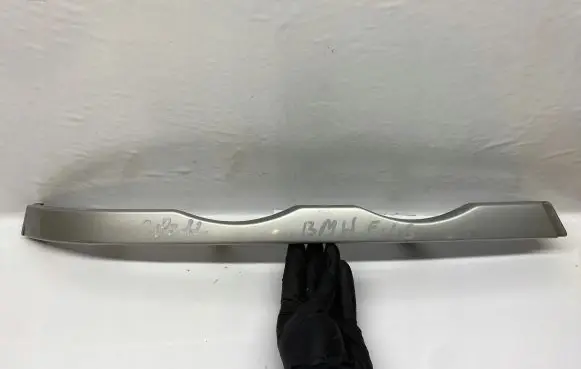 BMW 3 E46 Under headlight/headlamp trim 