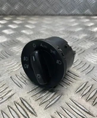 Volkswagen Tiguan Light switch 1K0941431BM