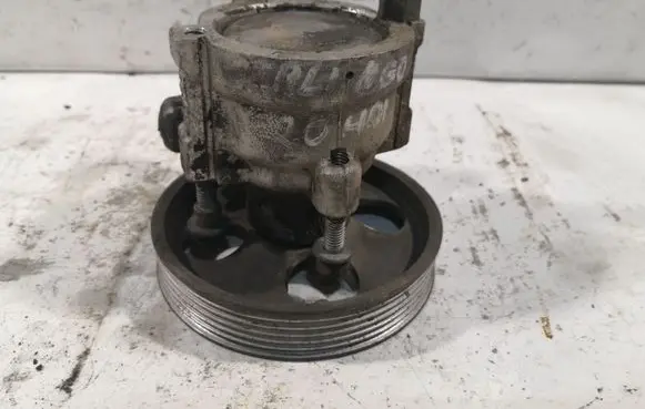 Citroen Berlingo Power steering pump 26084515QH