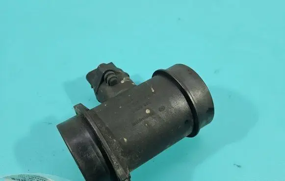 BMW 3 E46 Mass air flow meter 0280217124 IMPRK1471005