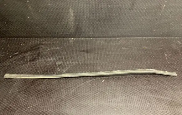 Jaguar XJ X300 Engine compartment rubber 5176737486