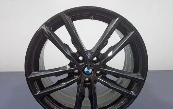 BMW X4 F26 R18 alloy rim 8093921