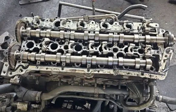 Volvo S60 Engine head 31104738-002 IMPRK1439673