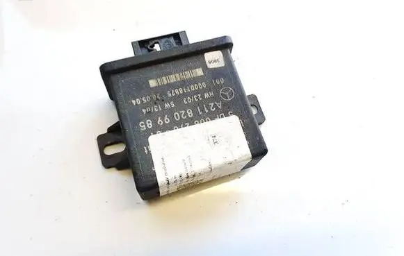 Mercedes-Benz E W211 Light module LCM A2118209985 5DF00827801