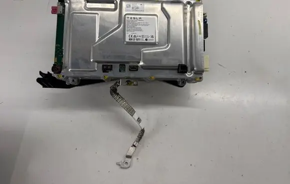 Tesla Model 3 Cruise control unit/module 168127100I 1681271S0I
